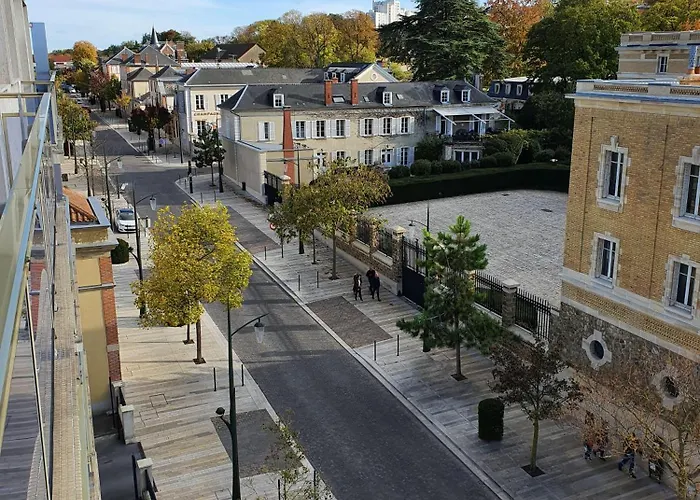 L'epopee Panoramique - Parking - Avenue De Champagne - Épernay