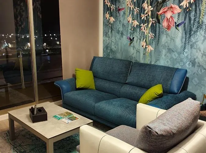 L'epopee Panoramique - Parking - Avenue De Champagne - Épernay